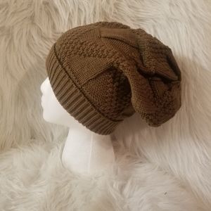 TAN SLOUCHED BEANIE